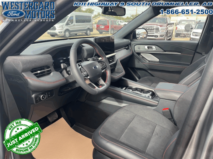 2025 Ford Explorer ST  - Cooled Seats -  Heated Seats - Image 9