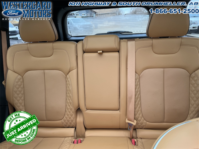 2023 Jeep Grand Cherokee Summit - Sunroof - Cooled Seats - Image 11