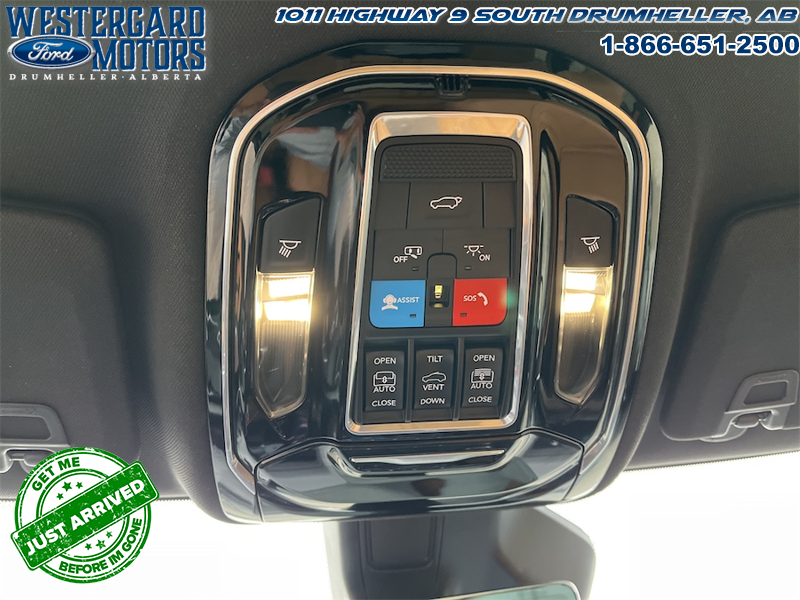 2023 Jeep Grand Cherokee Summit - Sunroof - Cooled Seats - Image 23