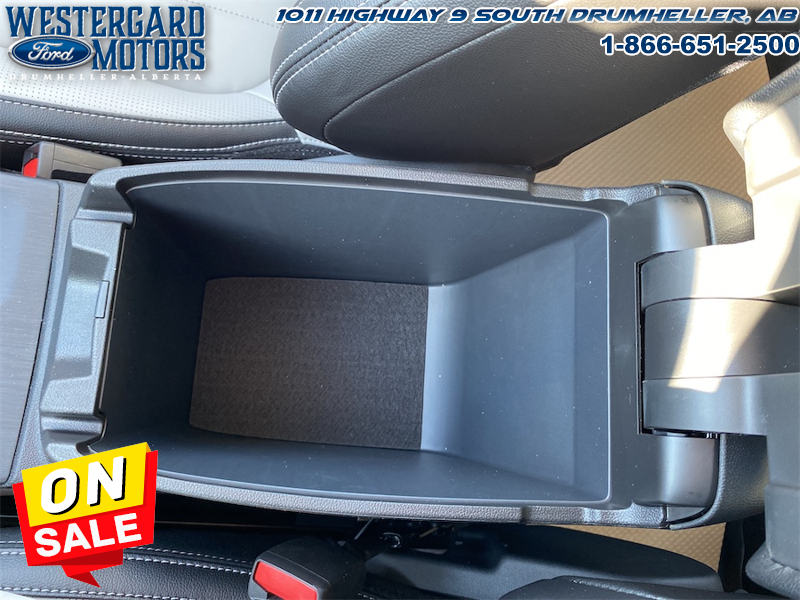2025 Ford Escape PHEV - Sunroof - Image 11