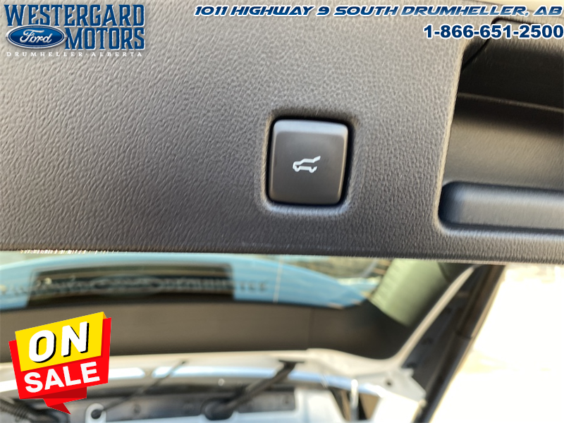 2025 Ford Escape PHEV - Sunroof - Image 17