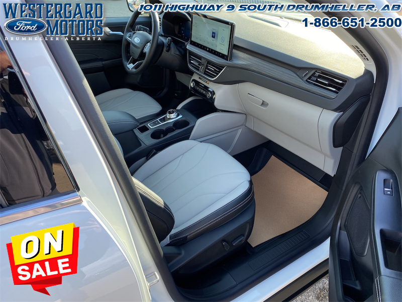 2025 Ford Escape PHEV - Sunroof - Image 21