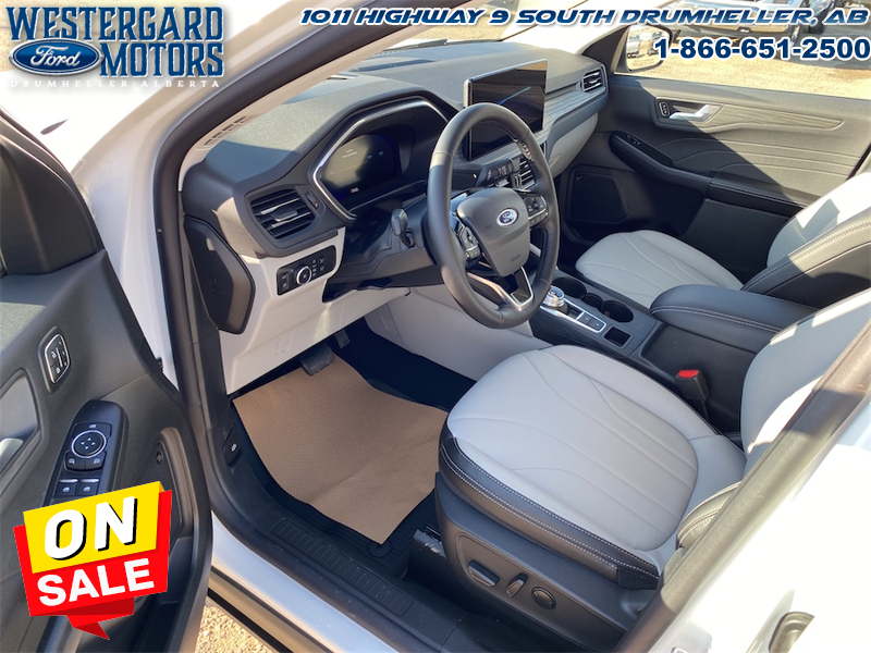 2025 Ford Escape PHEV - Sunroof - Image 25