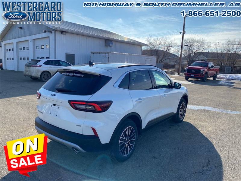 2025 Ford Escape PHEV - Sunroof - Image 28